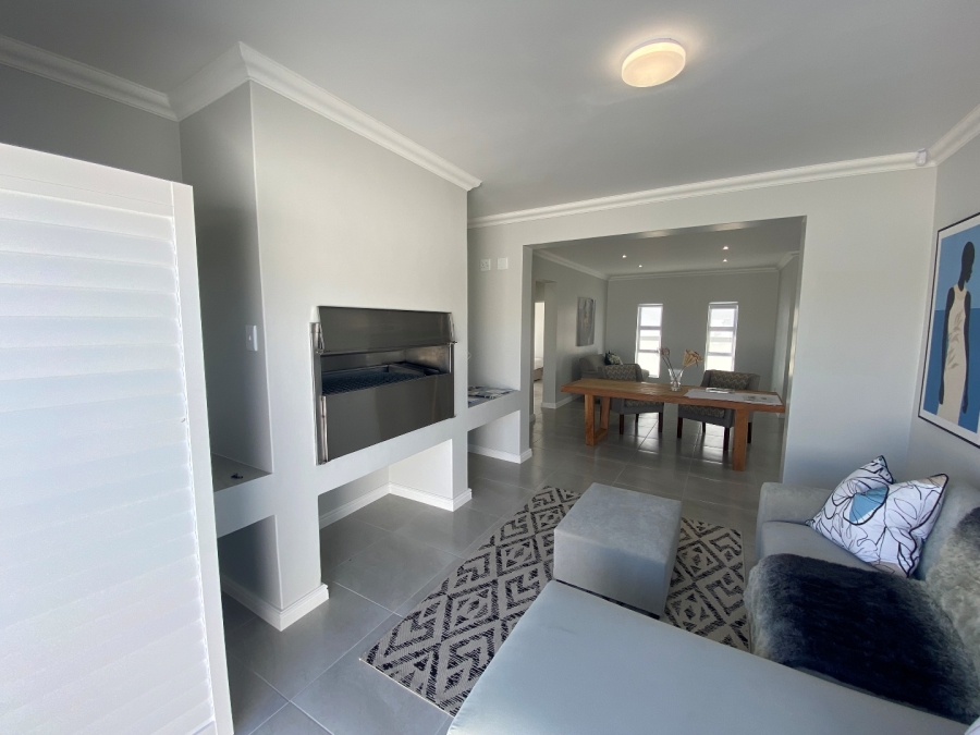 2 Bedroom Property for Sale in Yzerfontein Western Cape